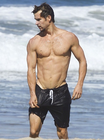 Ryan Kwanten Height: Get the Details on This Actors Stature!